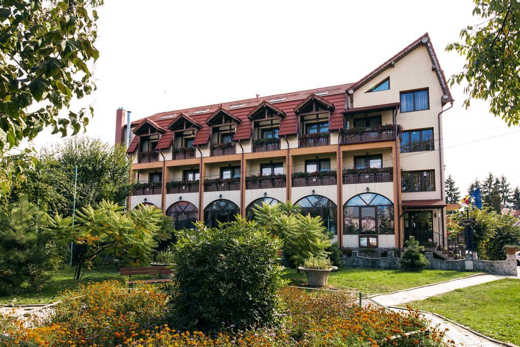 Pensiunea Siva Horezu Exterior photo